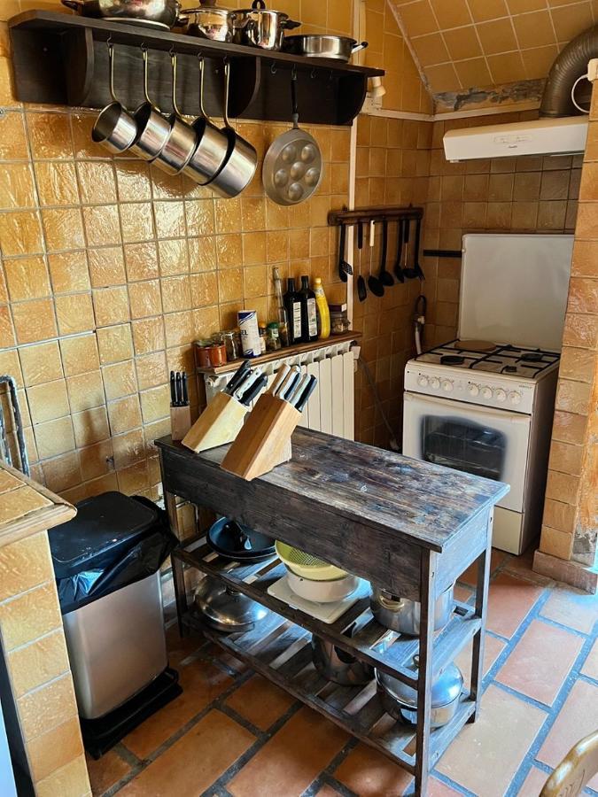 La Maison Sur La Place Aigues-Mortes Buitenkant foto