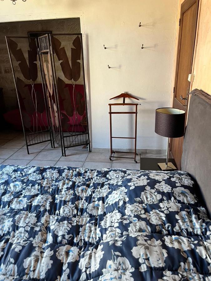 La Maison Sur La Place Aigues-Mortes Buitenkant foto