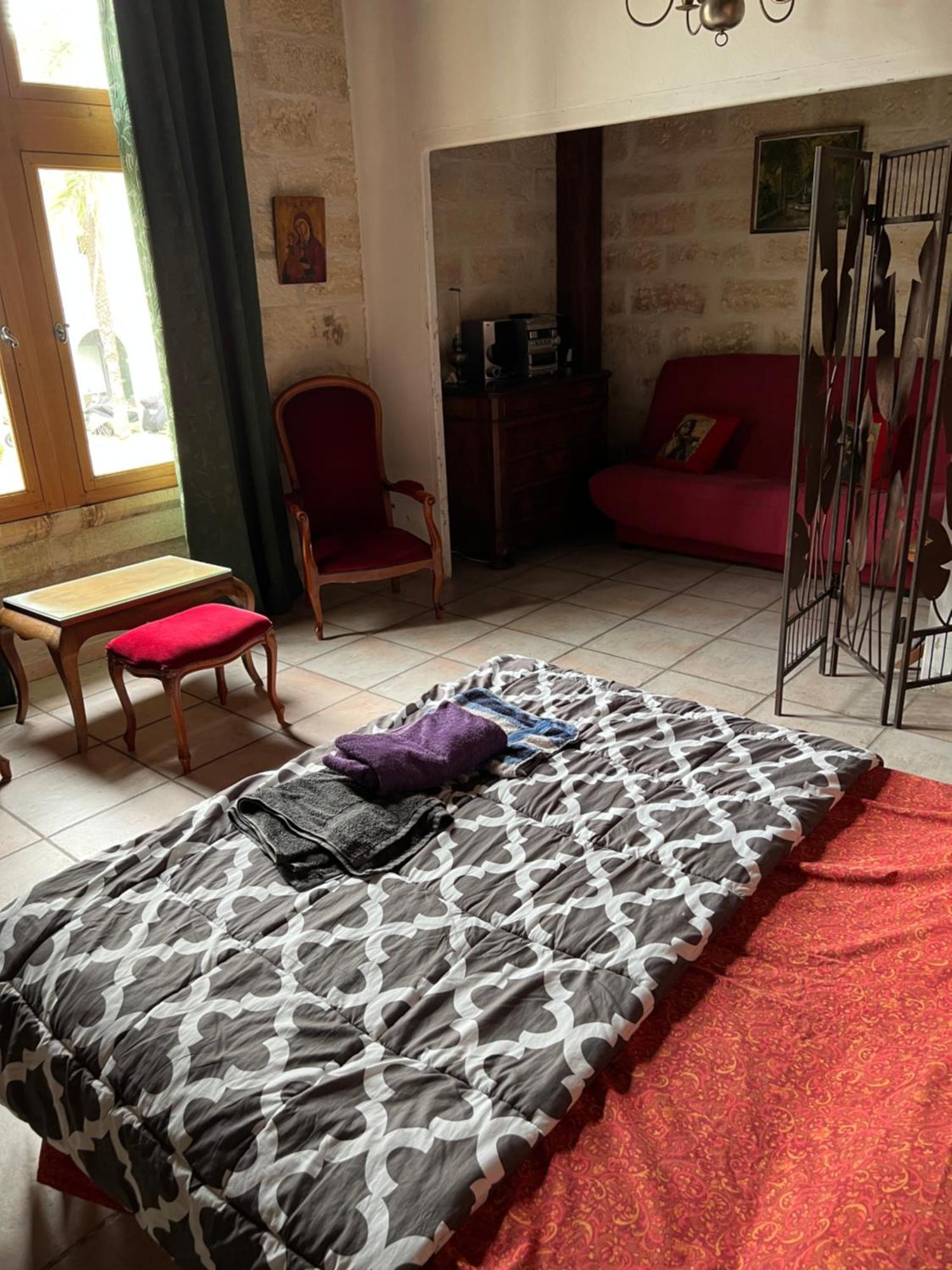 La Maison Sur La Place Aigues-Mortes Buitenkant foto